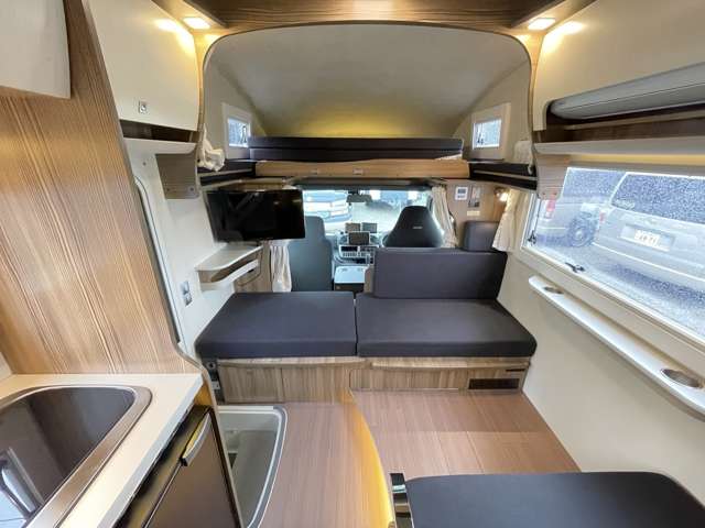 Toyota Camroad 5