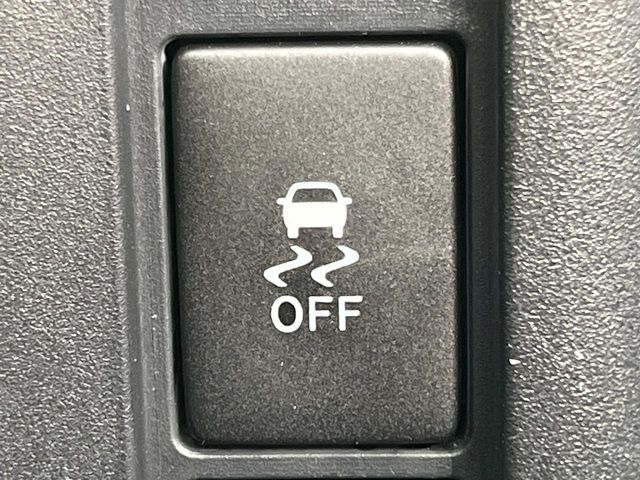 Toyota Succeed Van 4