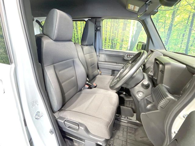 Honda N-VAN 8