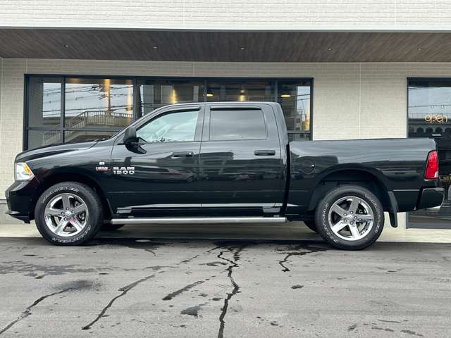 Dodge Ram 4