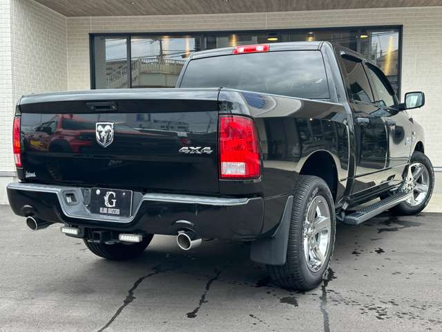 Dodge Ram 7