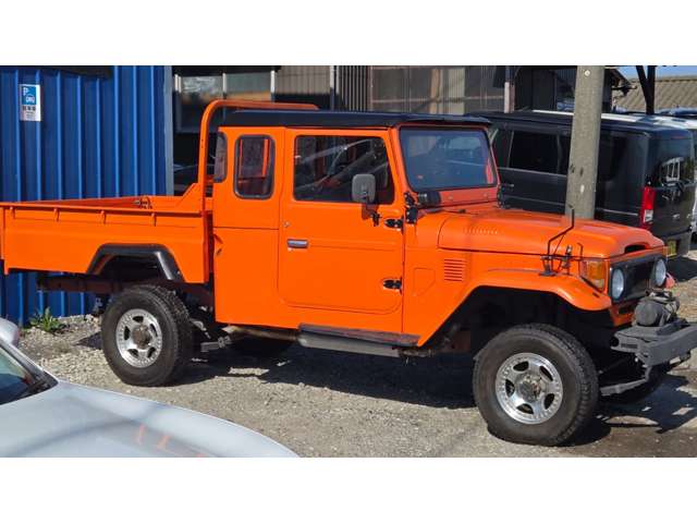 Toyota Land Cruiser 40 4