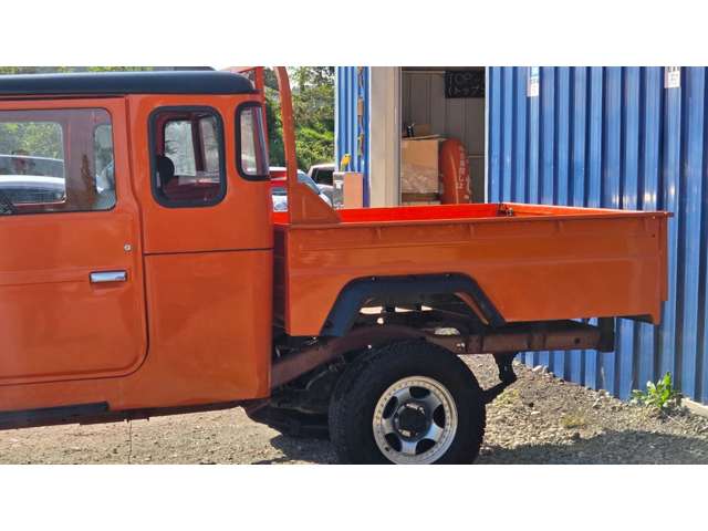 Toyota Land Cruiser 40 6