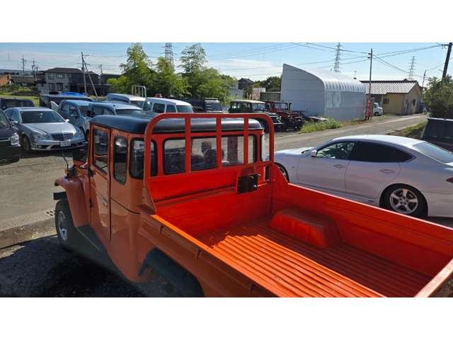 Toyota Land Cruiser 40 8