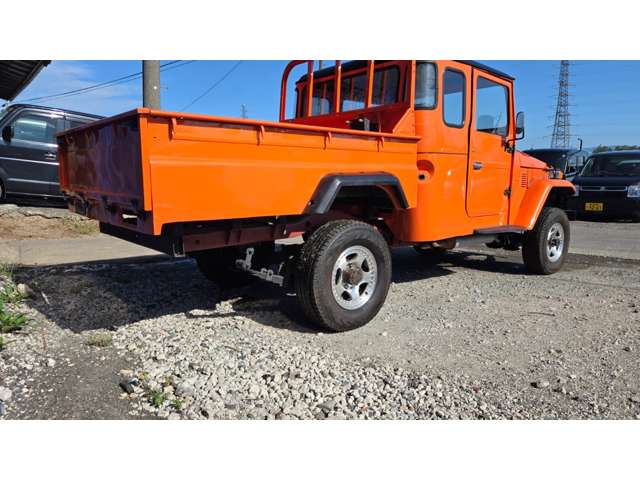 Toyota Land Cruiser 40 9