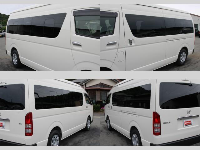 Toyota Hiace Commuter 12