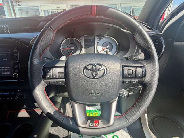 Toyota Hilux 7