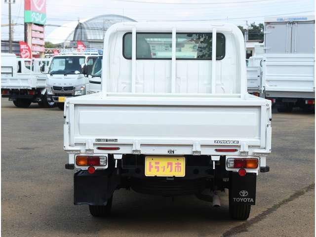 Toyota Toyoace 10