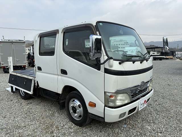 Hino Dutro 10