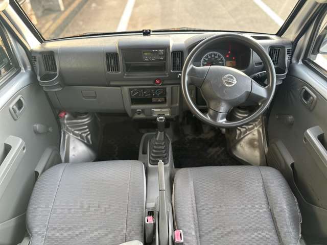 Nissan NV100 Clipper 6