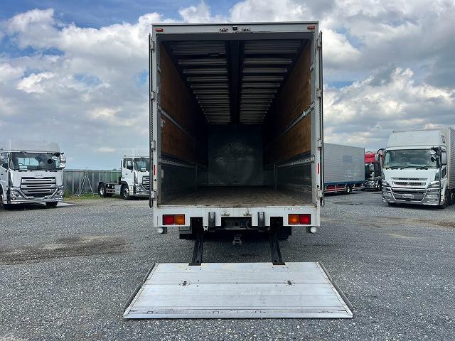 UD Trucks Quon 11