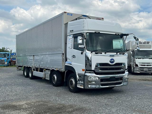 UD Trucks Quon 5