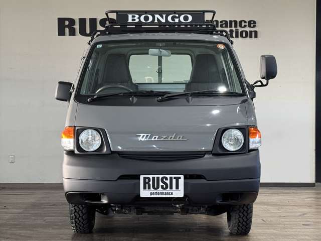 Mazda Bongo Truck 9