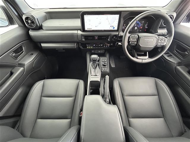 Toyota Land Cruiser FJ 5