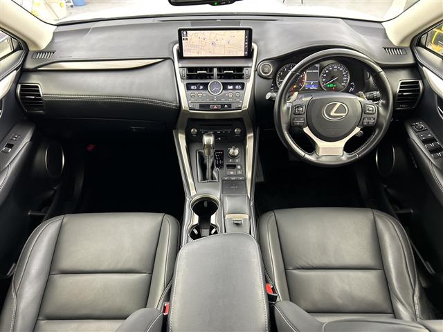Lexus NX 5