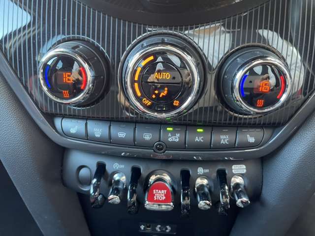 MINI Crossover 11