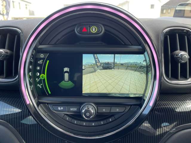 MINI Crossover 9
