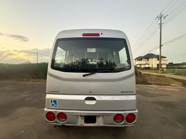 Mitsubishi Minicab Van 2