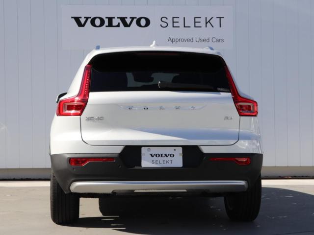 Volvo XC40 4