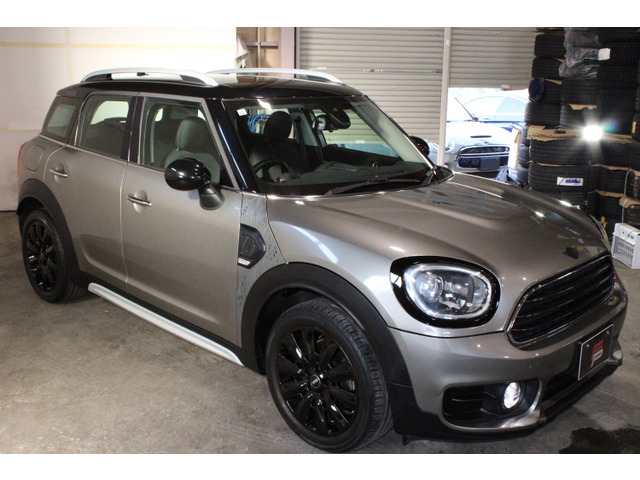 MINI Crossover 10