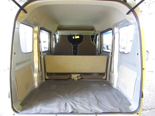 Nissan NV100 Clipper 9