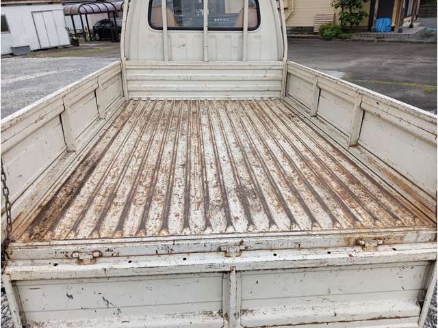 Nissan Vanette Truck 12
