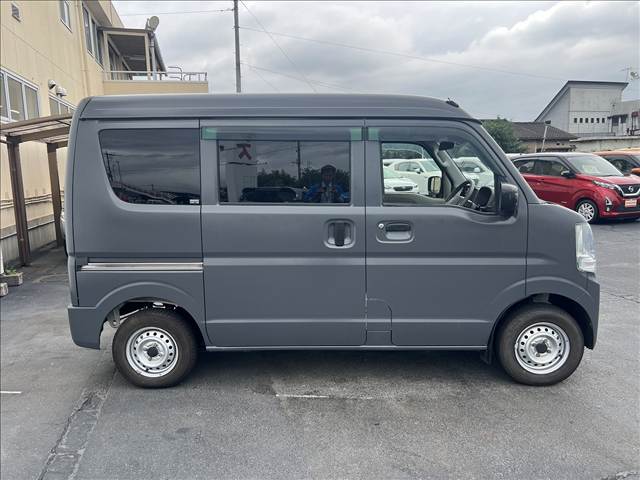 Mitsubishi Minicab Van 5