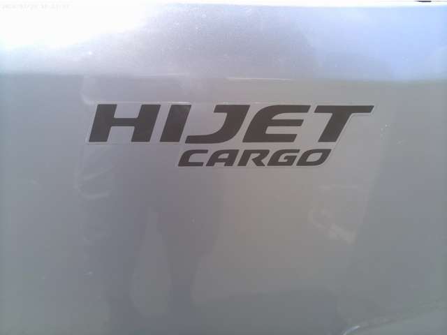 Daihatsu Hijet Cargo 11