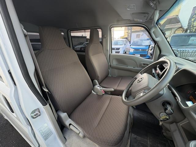 Nissan NV100 Clipper 10
