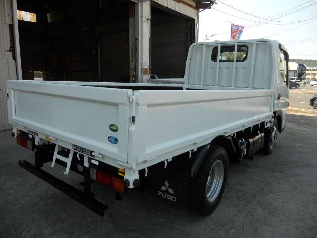Mitsubishi Fuso Canter 5