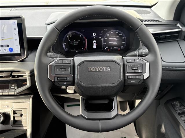 Toyota Hilux 12