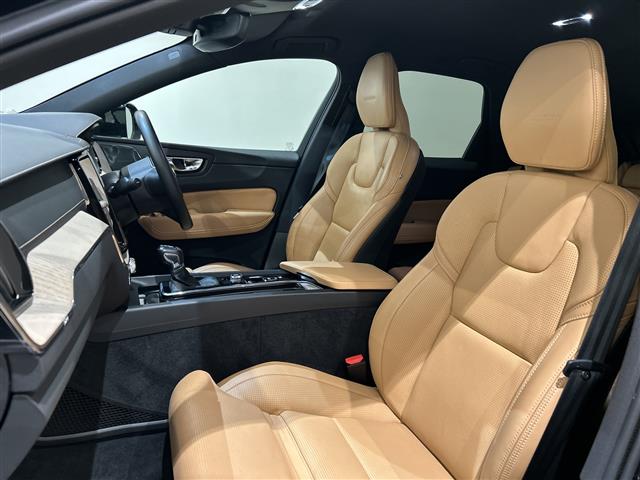 Volvo XC60 5