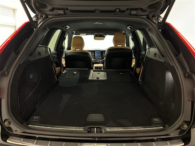 Volvo XC60 9