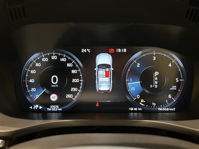 Volvo XC60 10