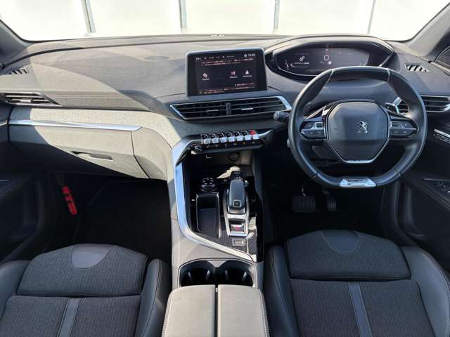 Peugeot 5008 2