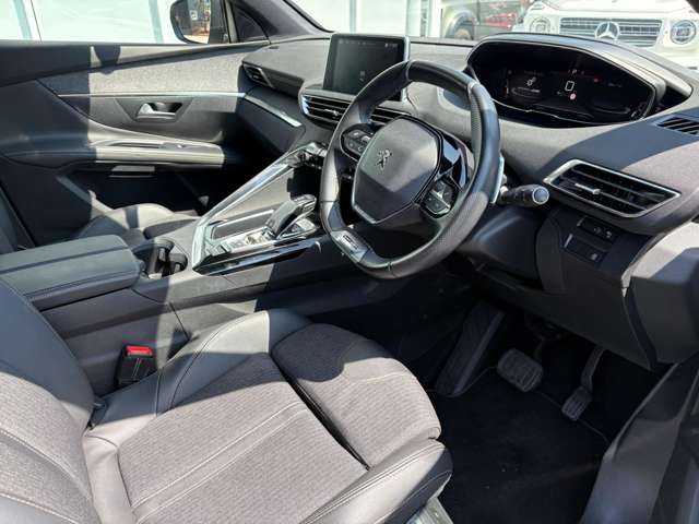 Peugeot 5008 10
