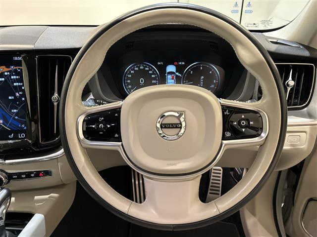 Volvo XC60 11