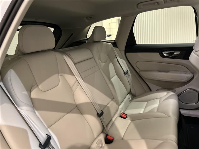 Volvo XC60 7