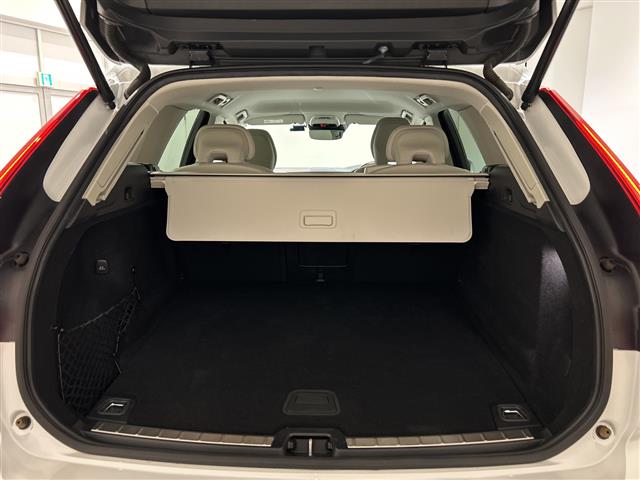 Volvo XC60 8