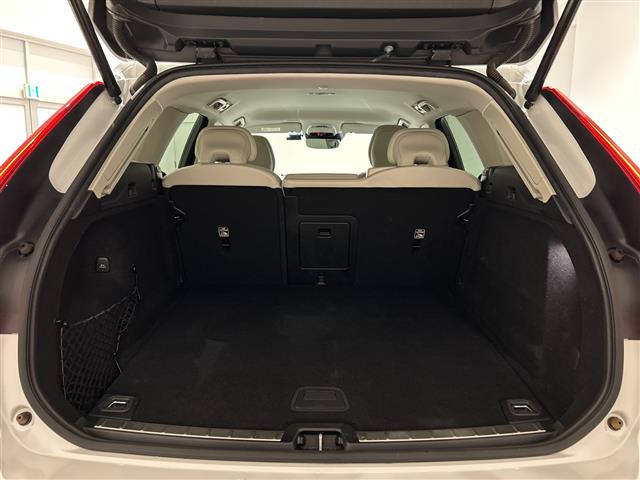 Volvo XC60 9