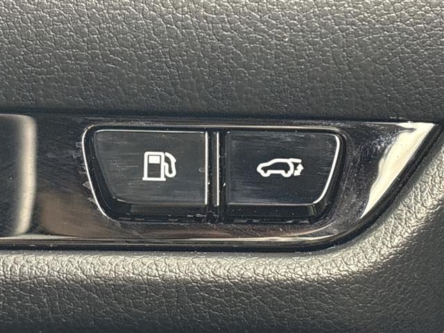Lexus NX 7