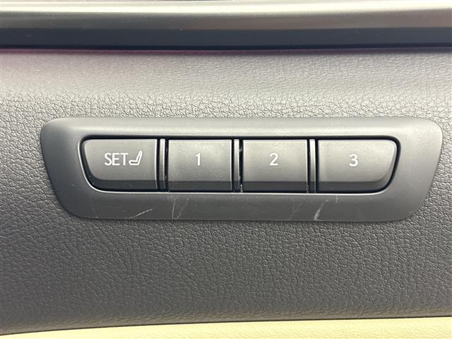 Lexus NX 8