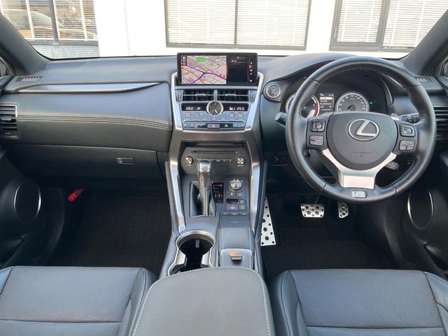 Lexus NX 2