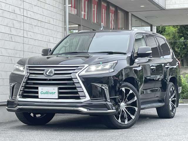 Lexus LX 7