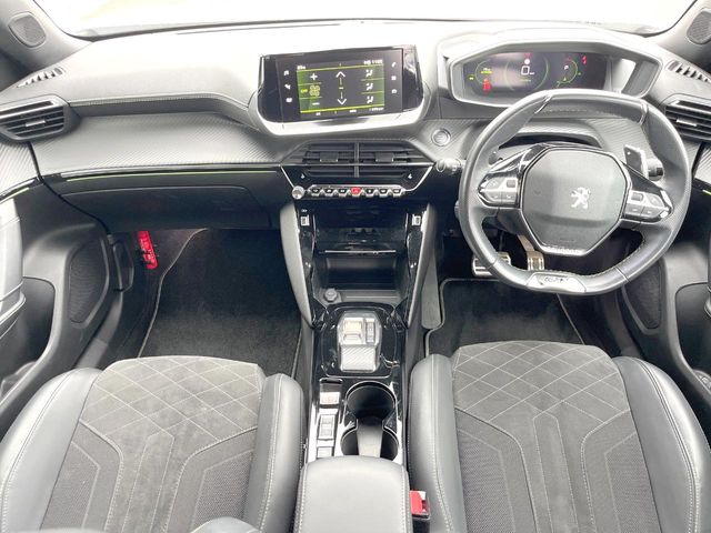 Peugeot SUV 2008 2