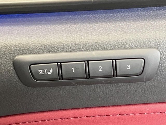 Lexus NX 9