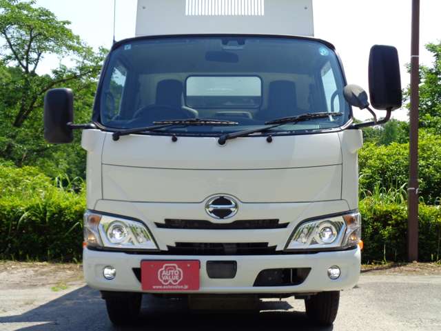 Hino Dutro 2