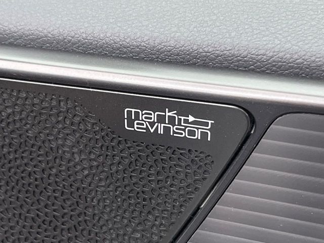 Lexus NX 4