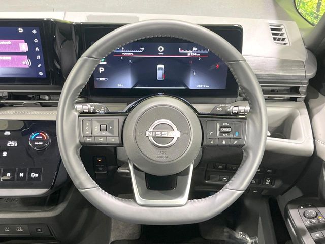 Nissan Serena 12