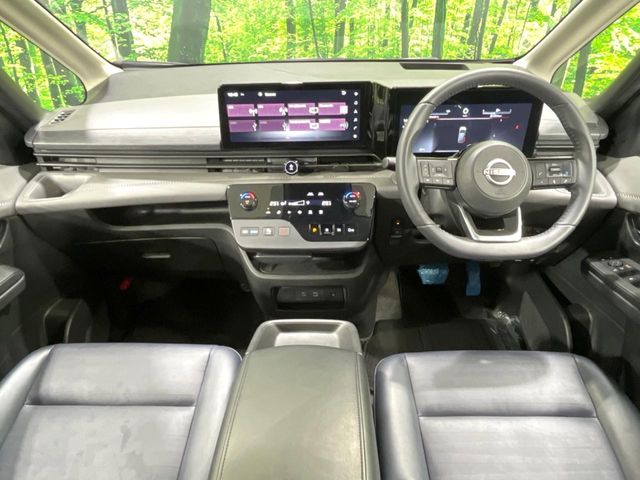Nissan Serena 2